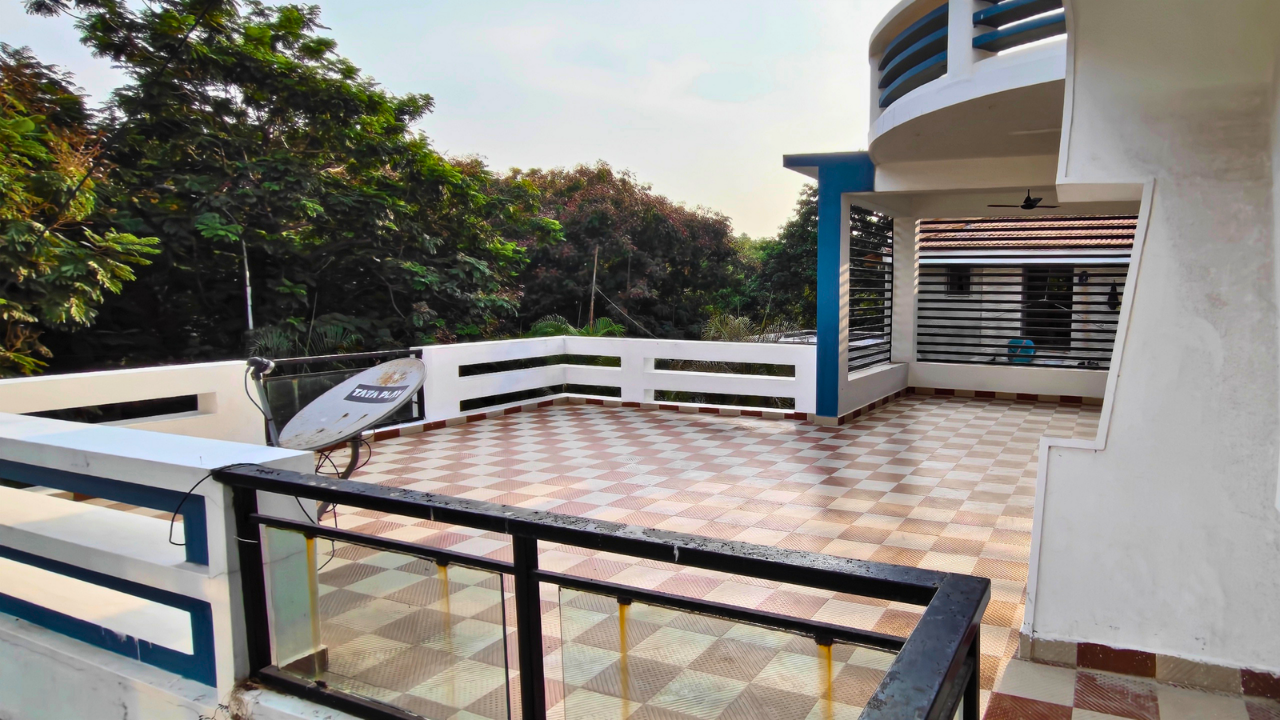 terrace image 3